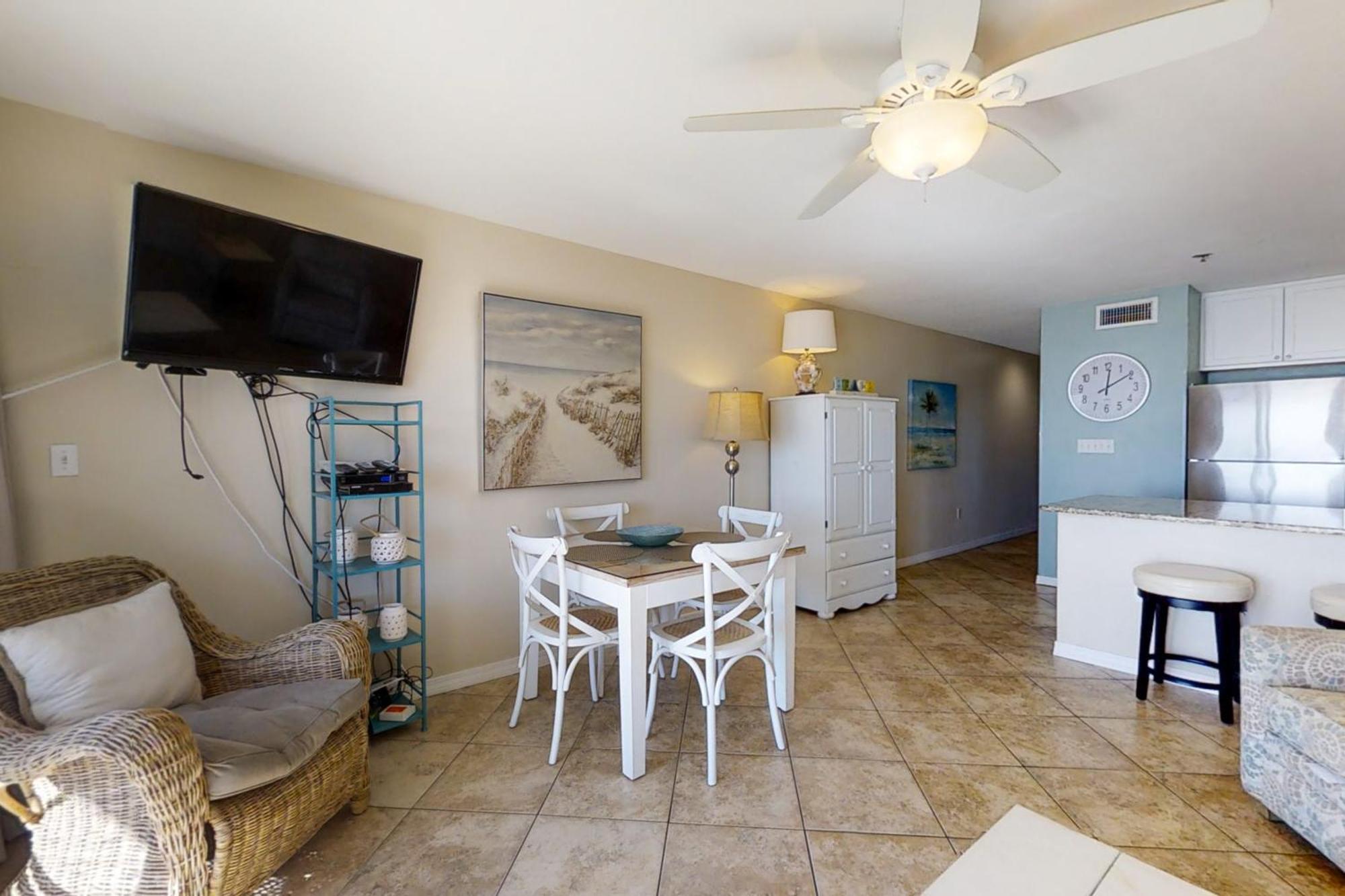 Crystal Sands III Destin Room photo
